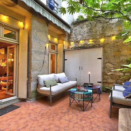 Apartament Bluestay 508 - Flat With Terrasse At St Germain *