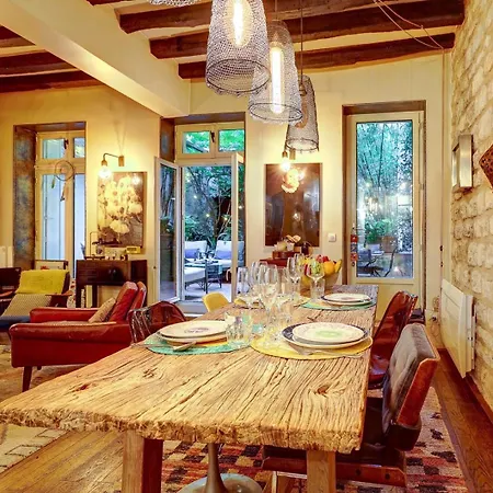 Bluestay 508 - Flat With Terrasse At St Germain * Paryż